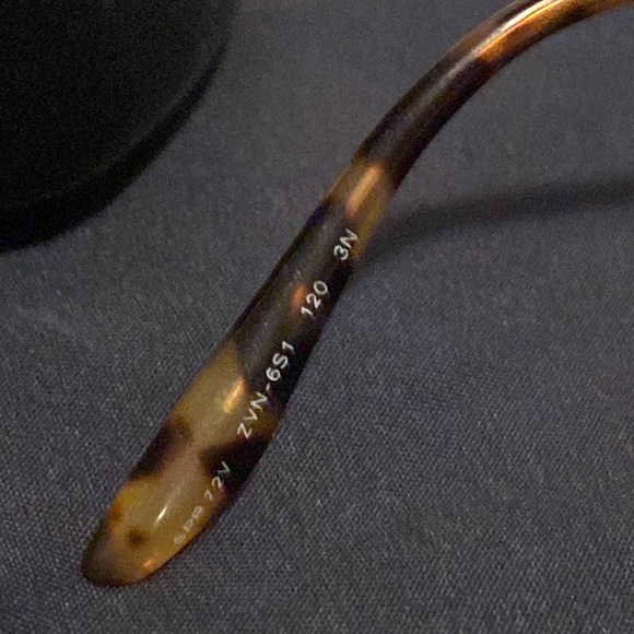 🌹♣️🌹NWOT PRADA Gold Polarized Sunglasses - Picture 14 of 16